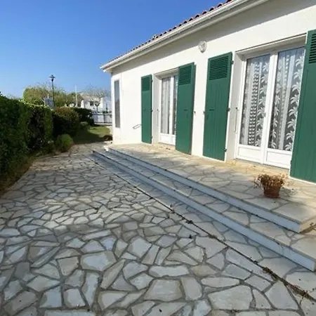 Holiday home Maison Au Coeur De - 6 Couchages, Jardin Clos, Proche Plage, Wifi Gratuit - Fr-1-246a-156