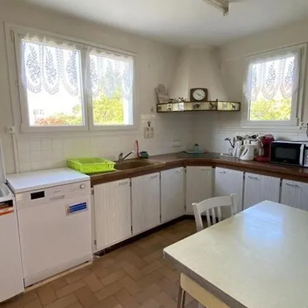Maison Au Coeur De - 6 Couchages, Jardin Clos, Proche Plage, Wifi Gratuit - Fr-1-246a-156 Holiday home La Bree-les-Bains