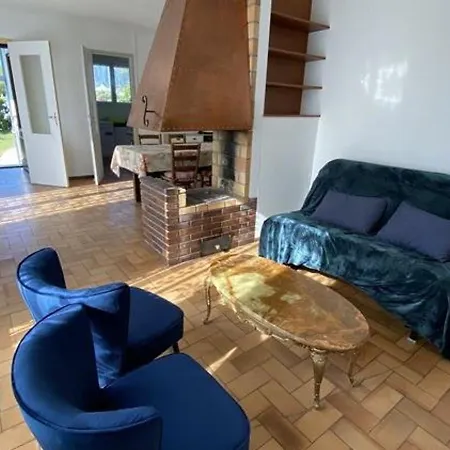 Holiday home Maison Au Coeur De - 6 Couchages, Jardin Clos, Proche Plage, Wifi Gratuit - Fr-1-246a-156 La Bree-les-Bains